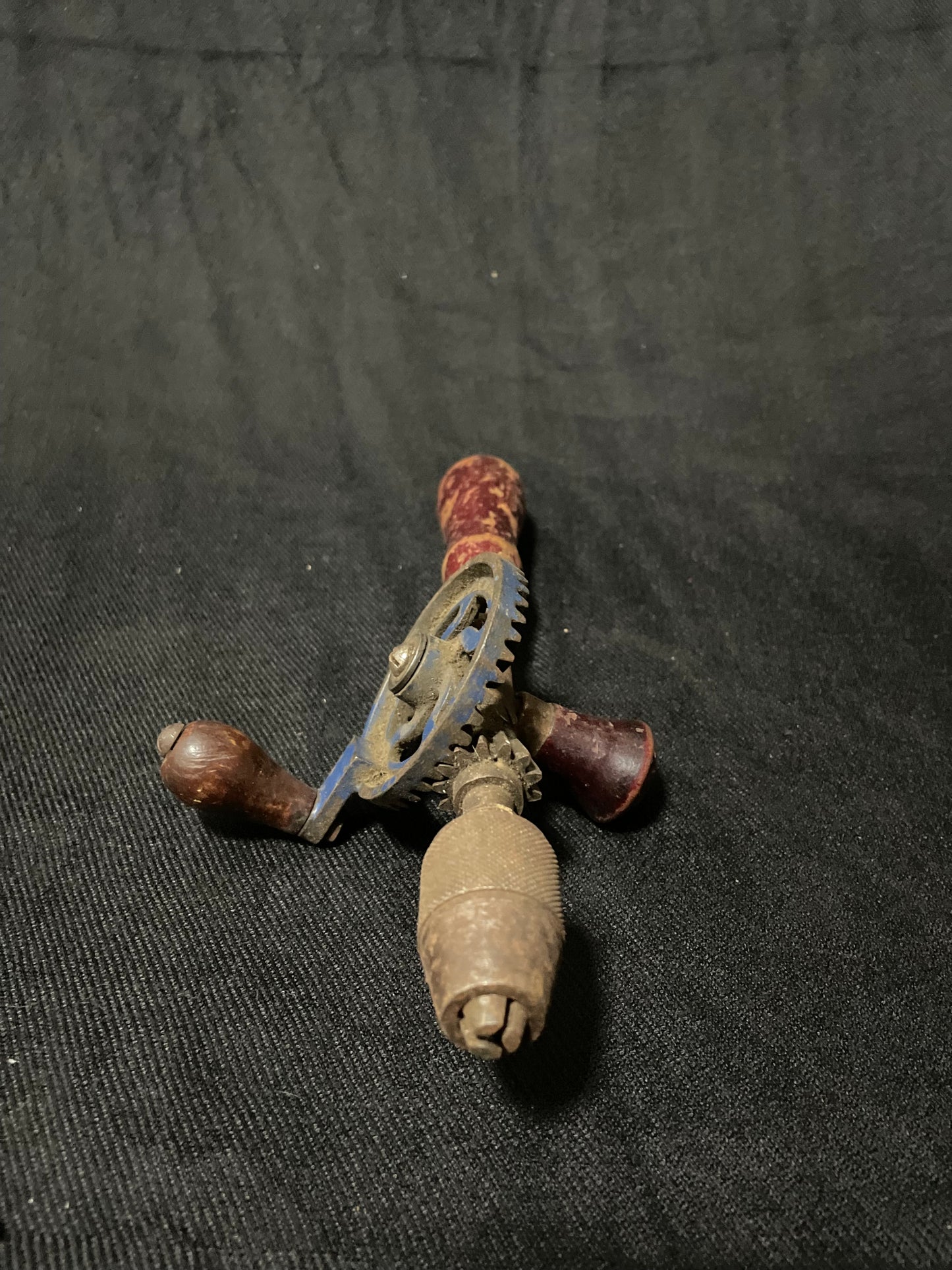 Antiker Bohrer mit echtem Charme