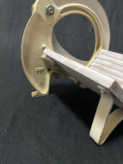 Raadvad Brotschneidemaschine, ein dänischer Designklassiker