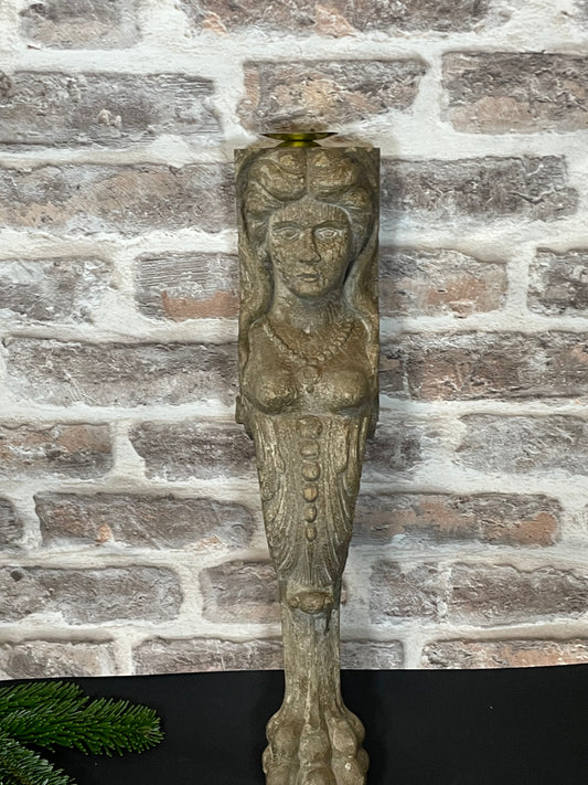 Antiker Engel-Kerzenhalter aus Ca. 200 Jahre altem Tischbein-echtes Unikat